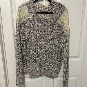 POL Cream and Black hoodie pullover